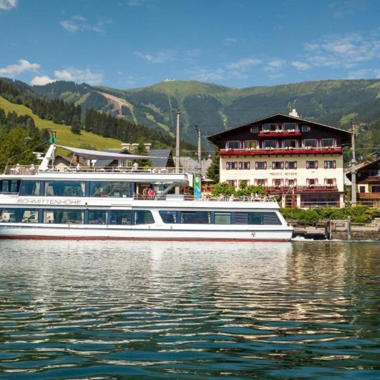 Ski-n-Lake City Apartments - Doppelzimmer mit Seeblick - 17