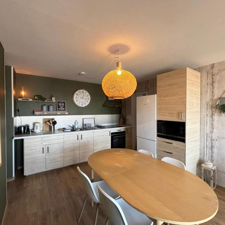 Vue imprenable sur Reims, 4 suites privatives - Appartement - 3