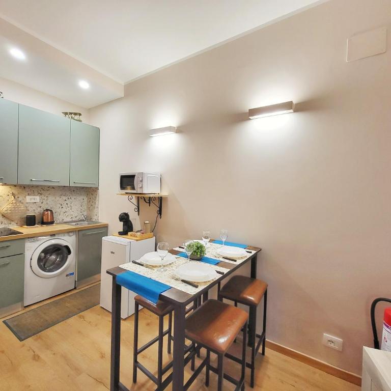 Monolocale appena Ristrutturato per 4 persone, in Centro Città - Two-Bedroom Apartment - 15