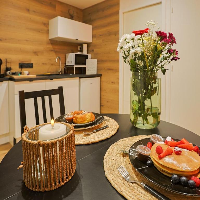 Ecrin des Alpes, Jacuzzi, Netflix, Ambiance chalet - Appartement 1 Chambre - 14