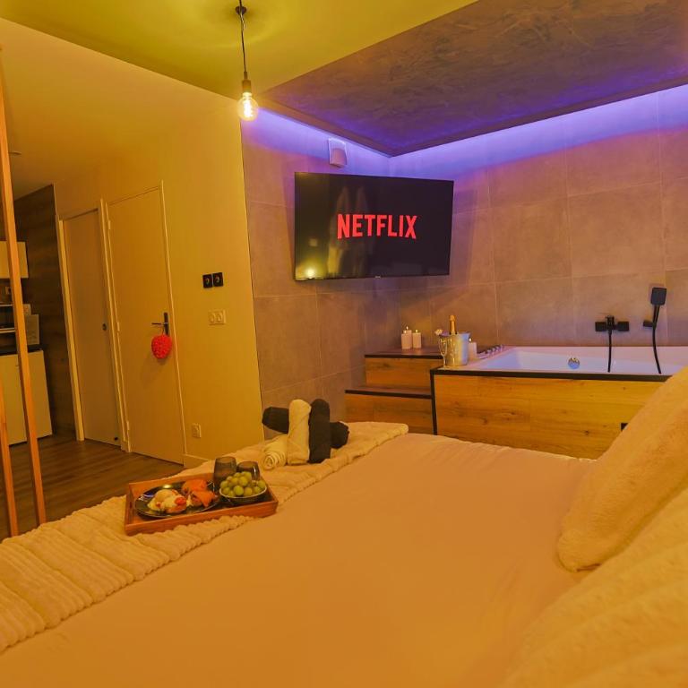 Ecrin des Alpes, Jacuzzi, Netflix, Ambiance chalet - Appartement 1 Chambre - 5