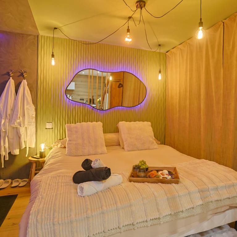 Ecrin des Alpes, Jacuzzi, Netflix, Ambiance chalet - Appartement 1 Chambre - 4