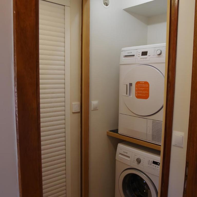 La Croix Du Sud - Two-Bedroom Deluxe Apartment with Garden View - 19