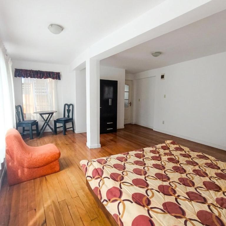 Suite Privada Sopocachi, Baño privado, Wifi - One-Bedroom Apartment - 2