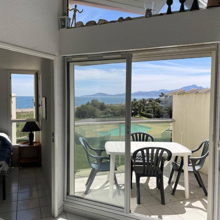 T3 Mezzanine, 6 pers, Piscine, Plage, Parking, Animaux OK - FR-1-106-67 - Apartment - 4