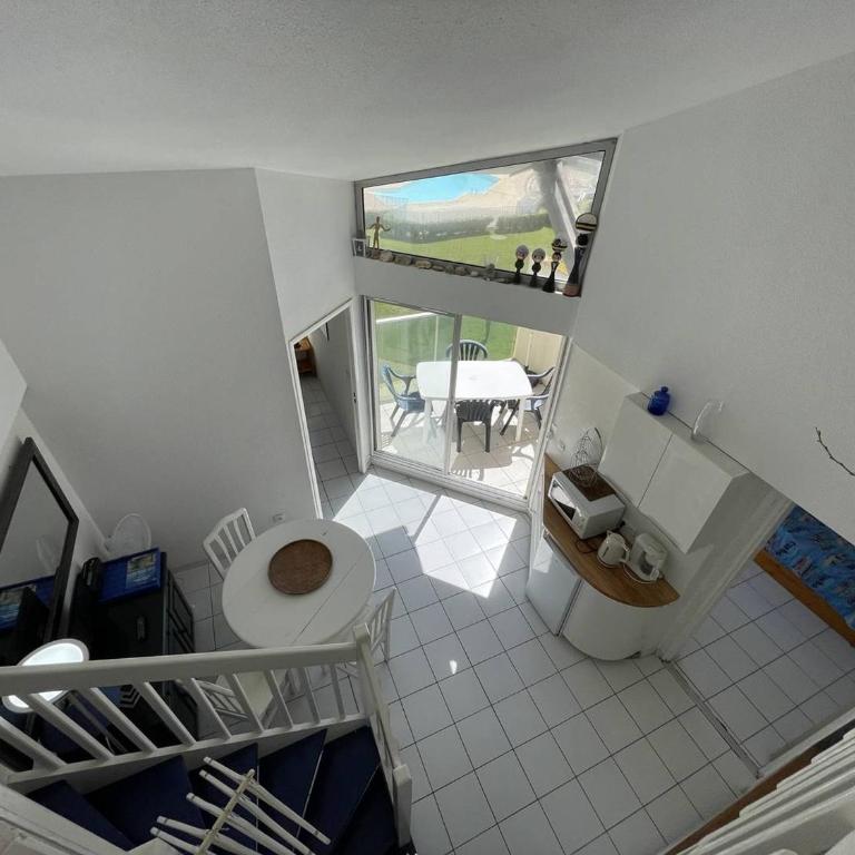 T3 Mezzanine, 6 pers, Piscine, Plage, Parking, Animaux OK - FR-1-106-67 - Apartment - 18