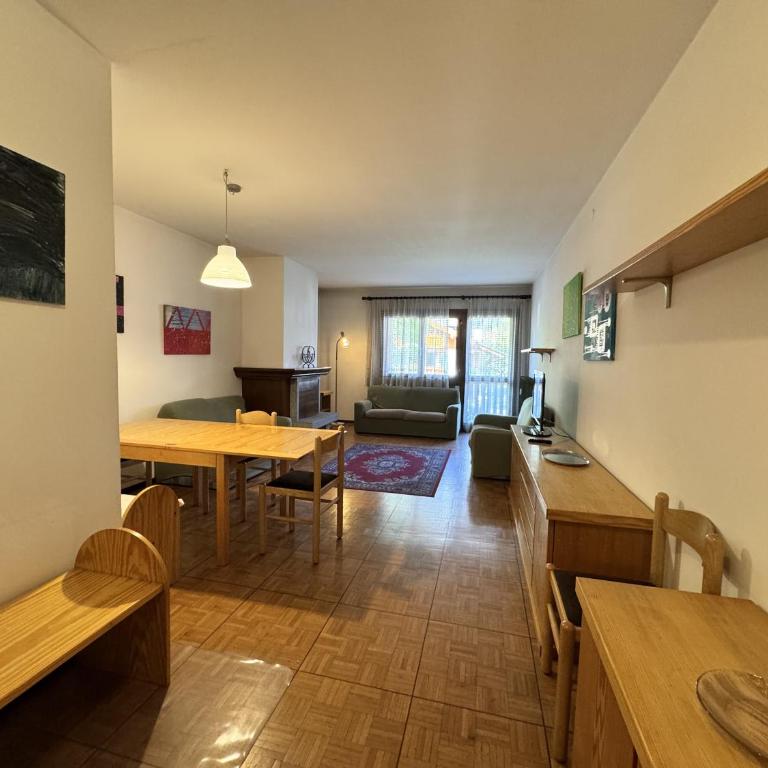 089 Ampio trilocale con doppi servizi, Giustino - Apartamento de 2 dormitorios - 4
