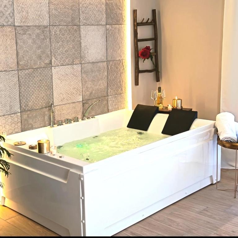 Ciatu Miu Spa Suite Gambino - Appartamento con 1 Camera da Letto - 2