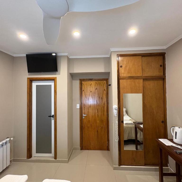Postales Del Mar - Triple Room with Bathroom - 2