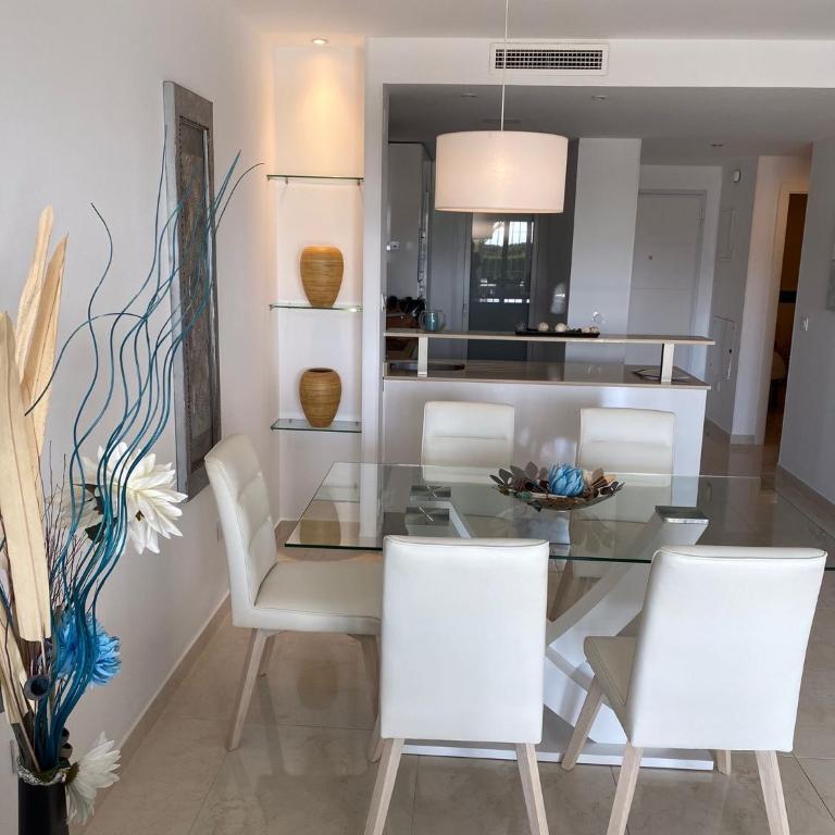 OCEAN VIEW Deluxe Apartment - Apartment with Sea View - 4