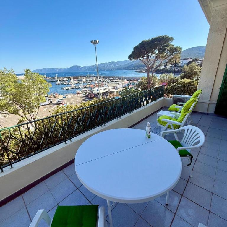 Liberty Seaview Apartment Cala Gonone - Appartamento con 3 Camere da Letto - 5