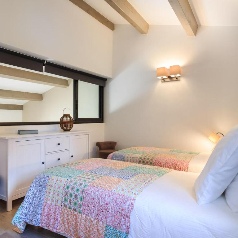 Le Jas du Pebrier - Maison de Vacances 4 Chambres - 13