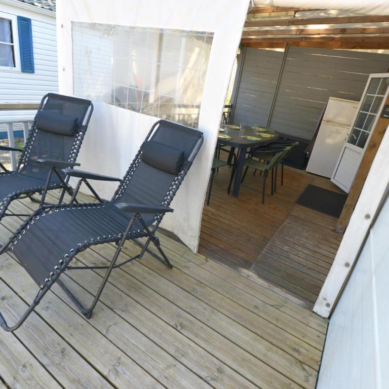 La Tribu Clim, Starlink & Proche Plages C' LA VIEconciergerie - Three-Bedroom Vacation Home - 31