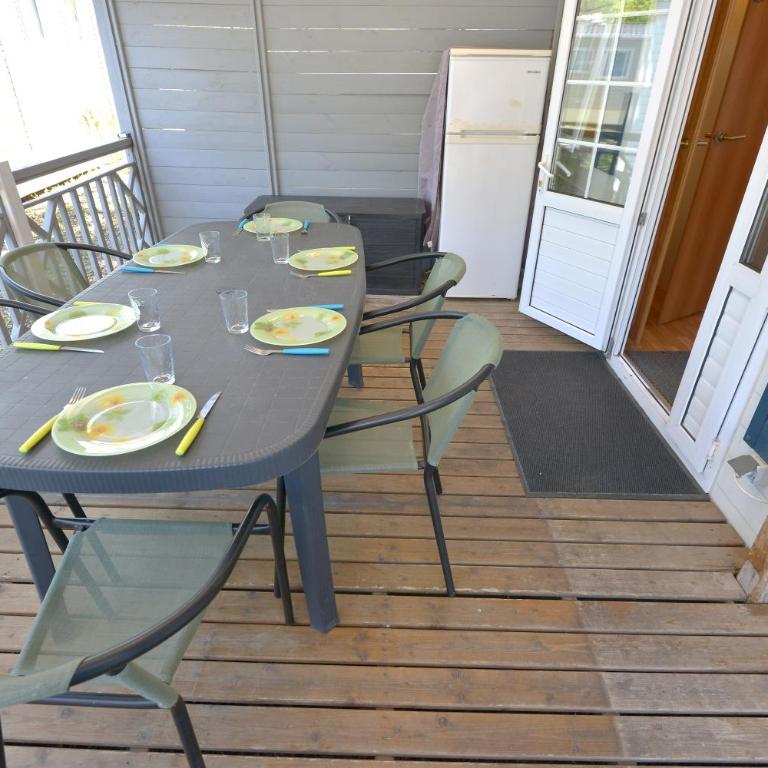 La Tribu Clim, Starlink & Proche Plages C' LA VIEconciergerie - Three-Bedroom Vacation Home - 32