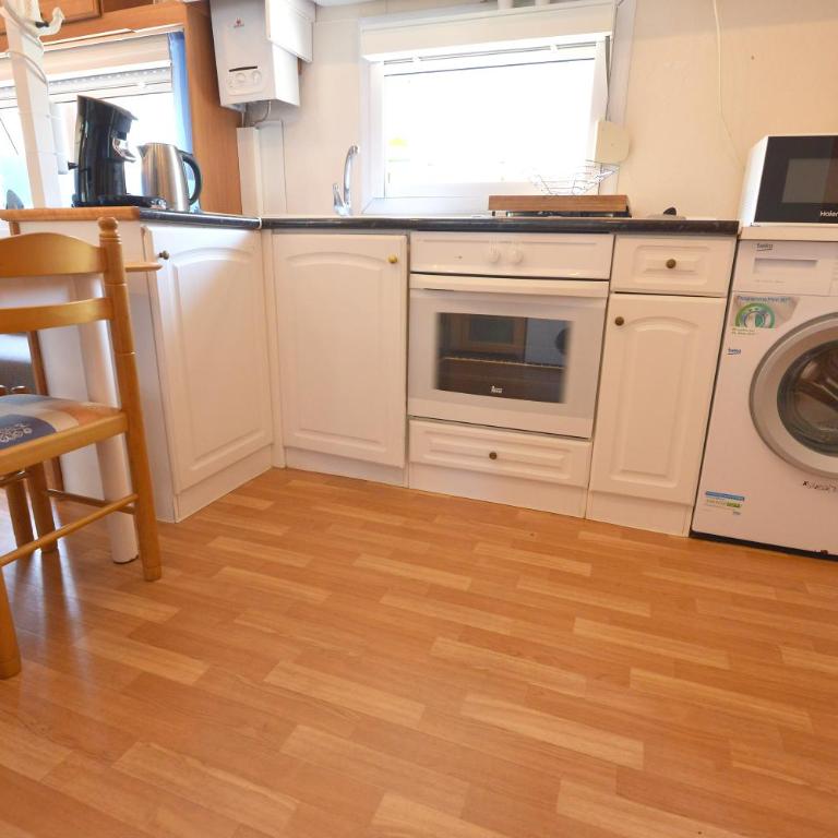 La Tribu Clim, Starlink & Proche Plages C' LA VIEconciergerie - Three-Bedroom Vacation Home - 14