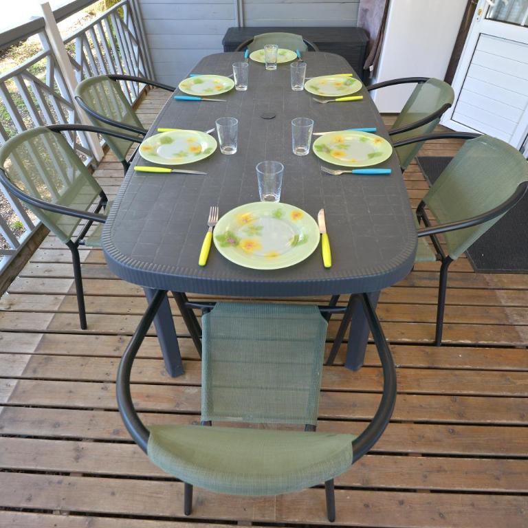 La Tribu Clim, Starlink & Proche Plages C' LA VIEconciergerie - Three-Bedroom Vacation Home - 33