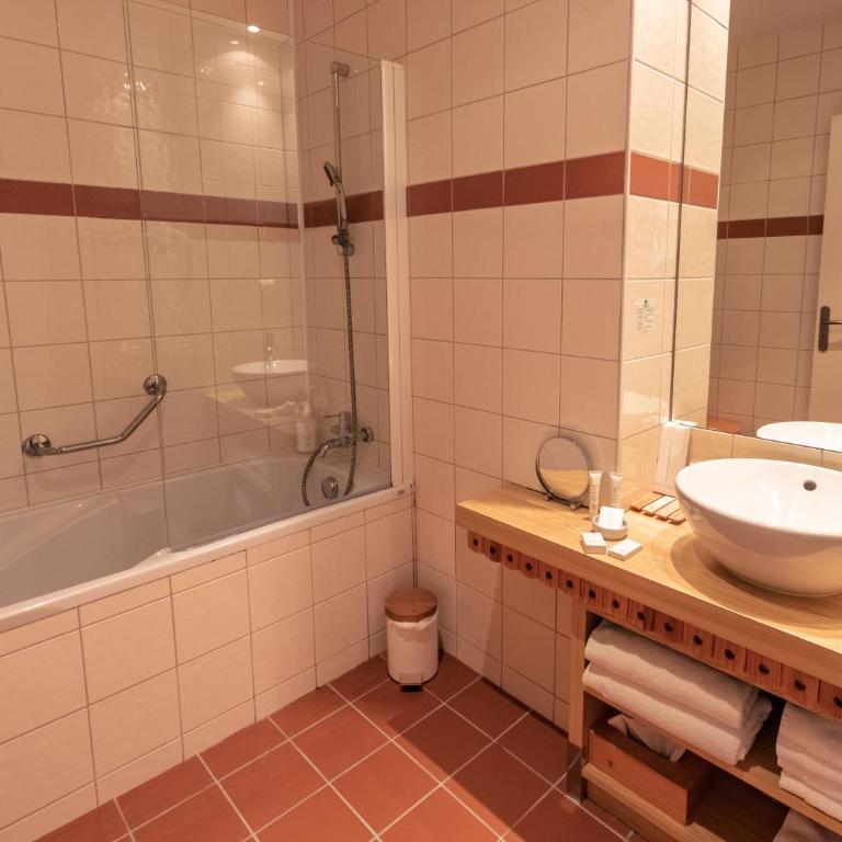 Hôtel Le Bois Joli - Chambre Quadruple Supérieure - 10