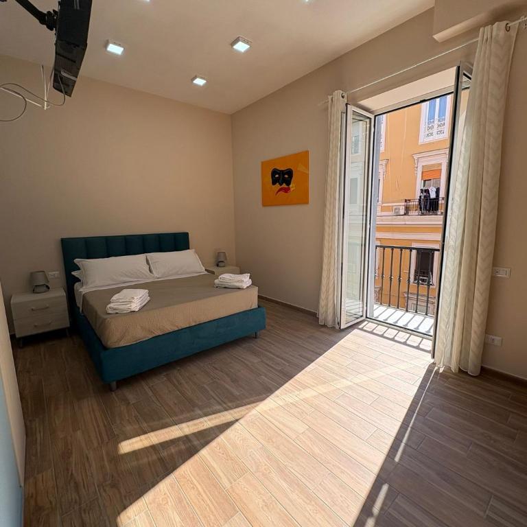 Partenope Napoli Suites - Camera Tripla con Balcone - 1