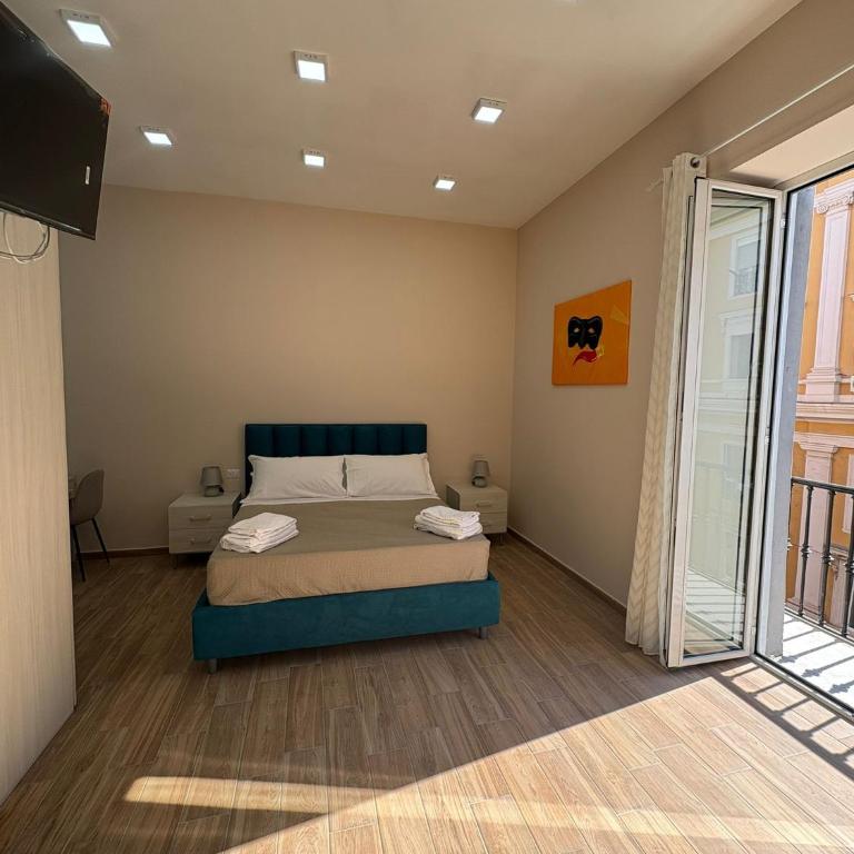 Partenope Napoli Suites - Camera Tripla con Balcone - 2