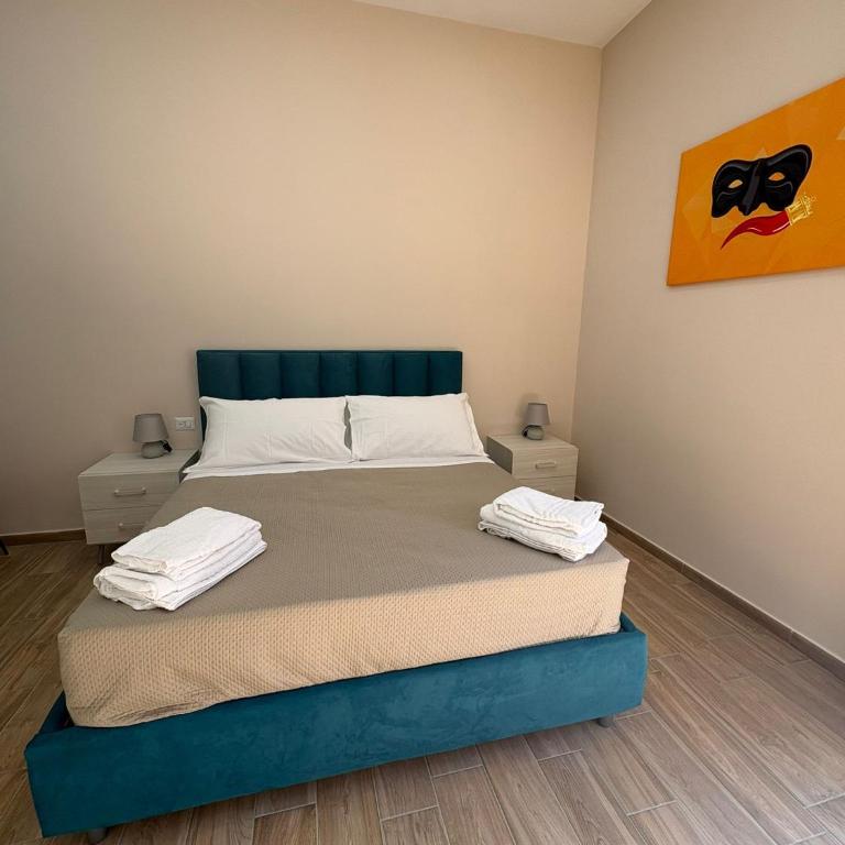 Partenope Napoli Suites - Camera Tripla con Balcone - 7