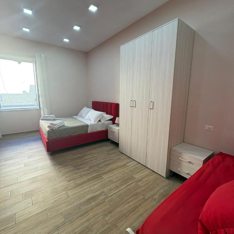 Partenope Napoli Suites - Camera Tripla con Bagno Privato - 17