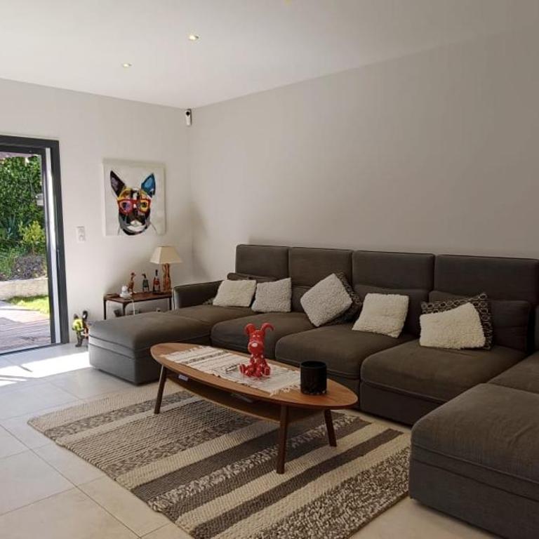 Luxurious air-conditioned 3-bedroom villa with swimming pool and garden - Villa mit 3 Schlafzimmern - 6