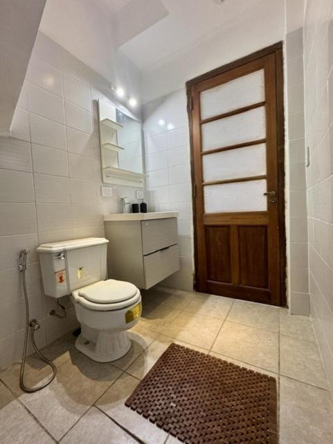 Encantadora Casa Grande & Luminosa en el Centro de la Ciudad - Casa de 3 dormitorios - 22