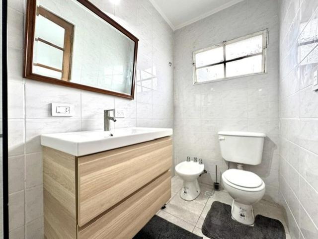 Encantadora Casa Grande & Luminosa en el Centro de la Ciudad - Casa de 3 dormitorios - 37