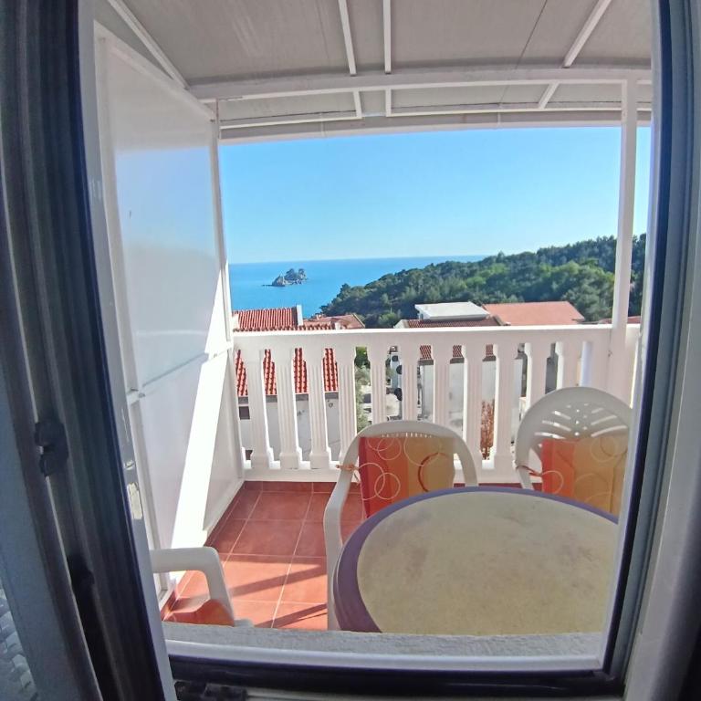 Vila Vukotić - One-Bedroom Apartment with Balcony and Sea View - 9