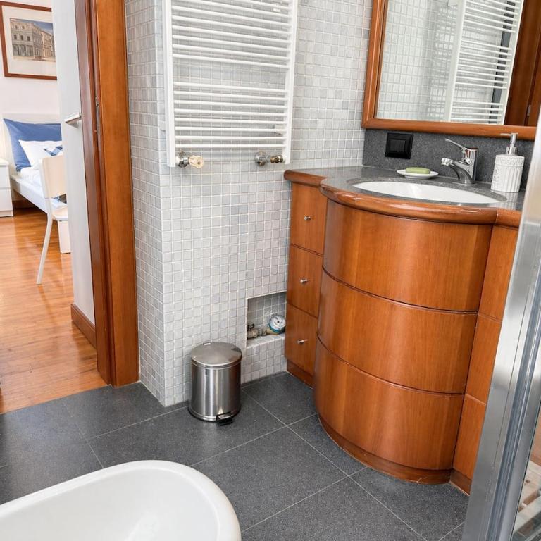 Celebrity Home, Central Bari - Appartamento con 3 Camere da Letto - 42