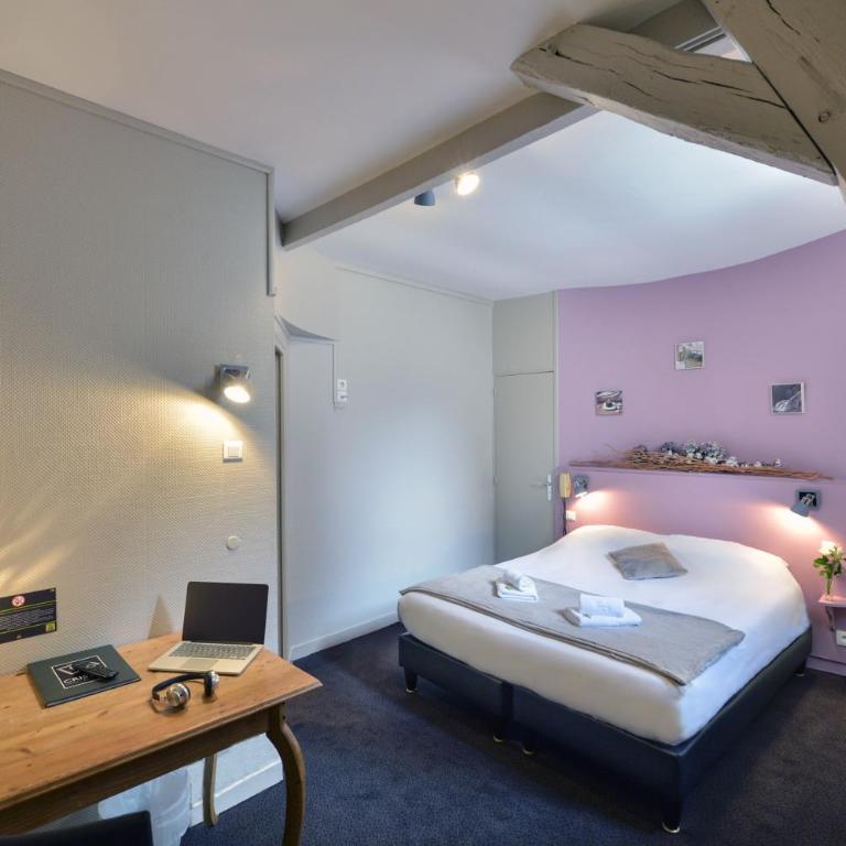 Logis Hôtel Restaurant Cristal - Chambre Double Standard - 1