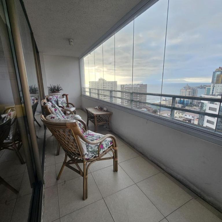 Espectacular Depto en Parque Brasil, Ideal para Exponor - Three-Bedroom Apartment - 6