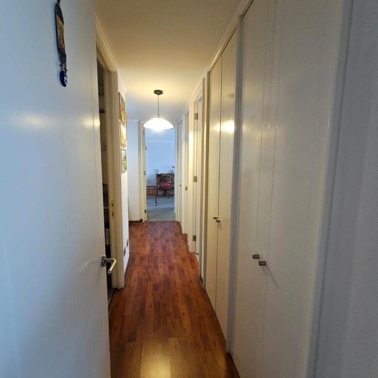 Espectacular Depto en Parque Brasil, Ideal para Exponor - Three-Bedroom Apartment - 23