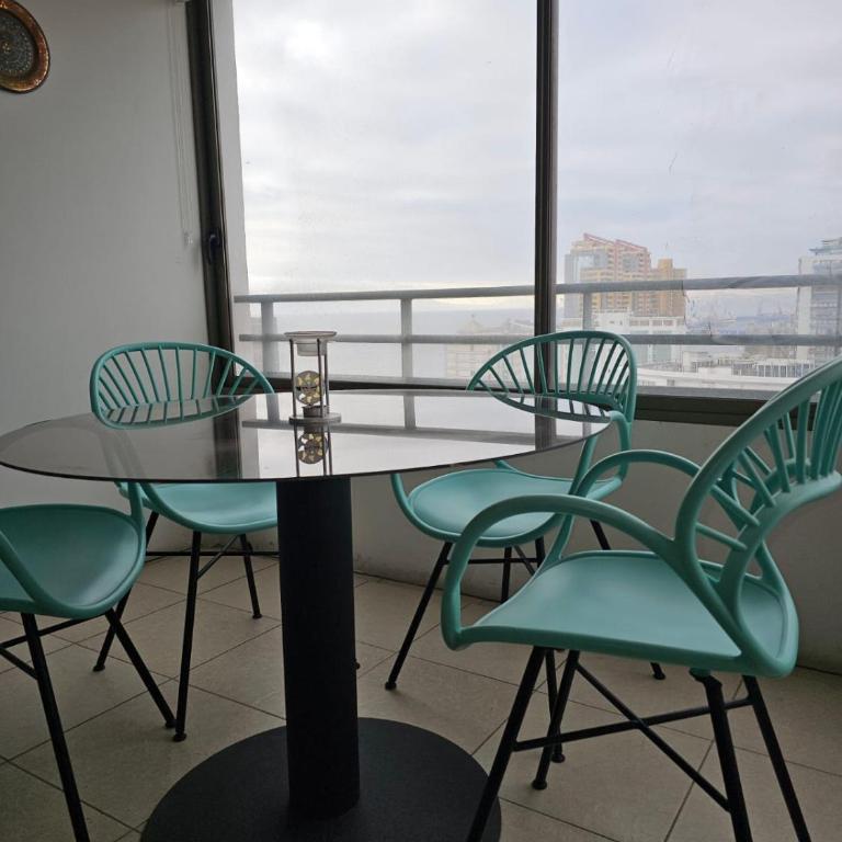 Espectacular Depto en Parque Brasil, Ideal para Exponor - Three-Bedroom Apartment - 29