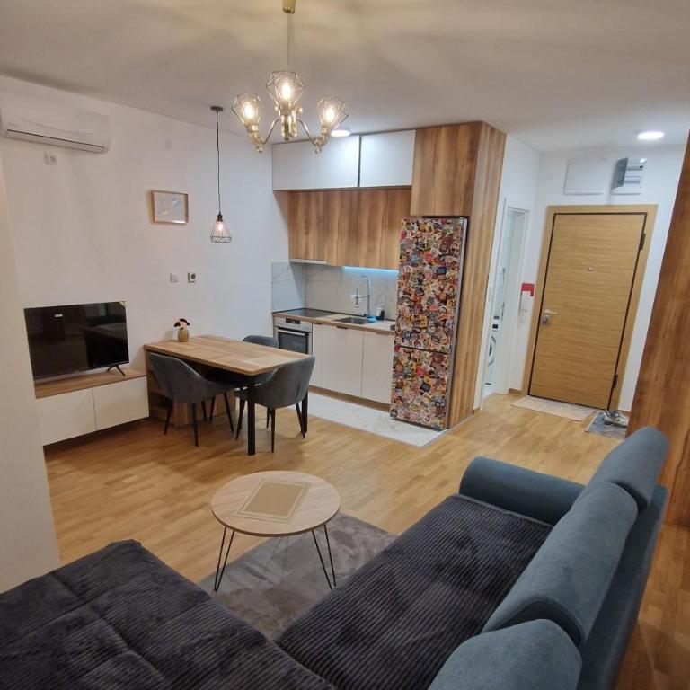 Modern Studio in Atrium Residence - One-Bedroom Apartment - 1