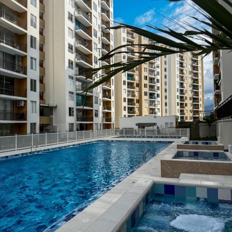 Apto vacacional, piscina, jacuzzi, turco, sauna - Apartamento de 2 dormitorios - 13