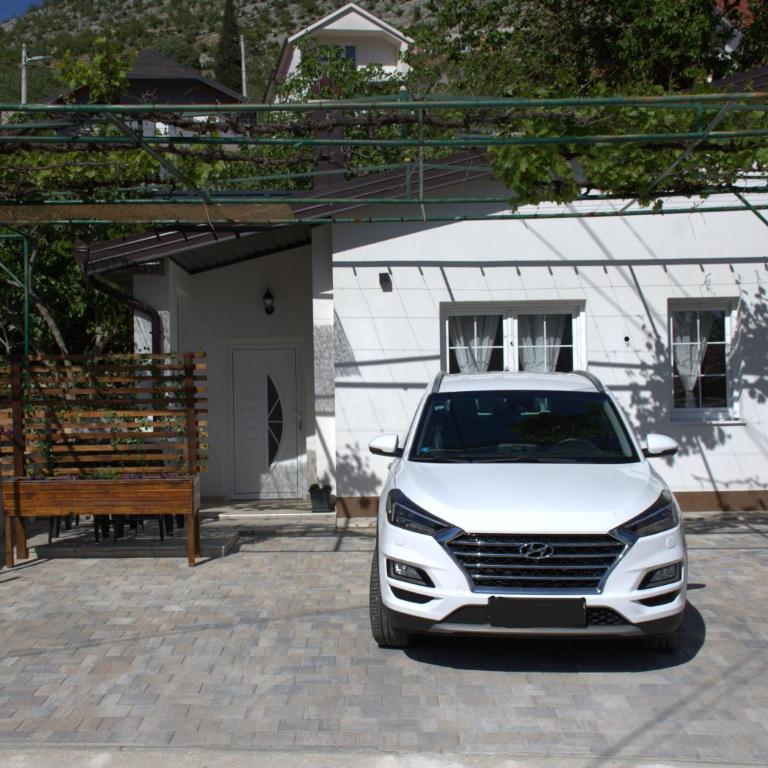 Little Vine House - One-Bedroom House - 15