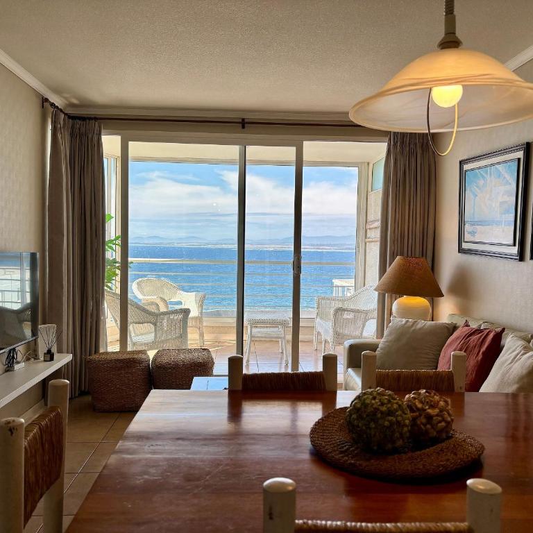 Apartment with Clear View Close to the Beach - Apartment - 24