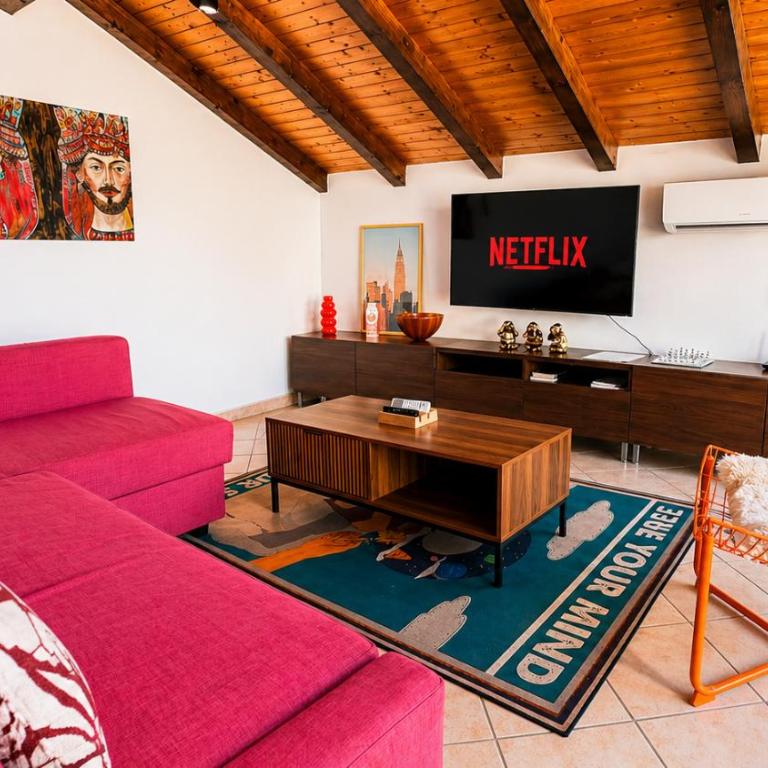 Rooftop Penthouse 3BR Sleeps 6 Historic Catania - Two-Bedroom Apartment - 7