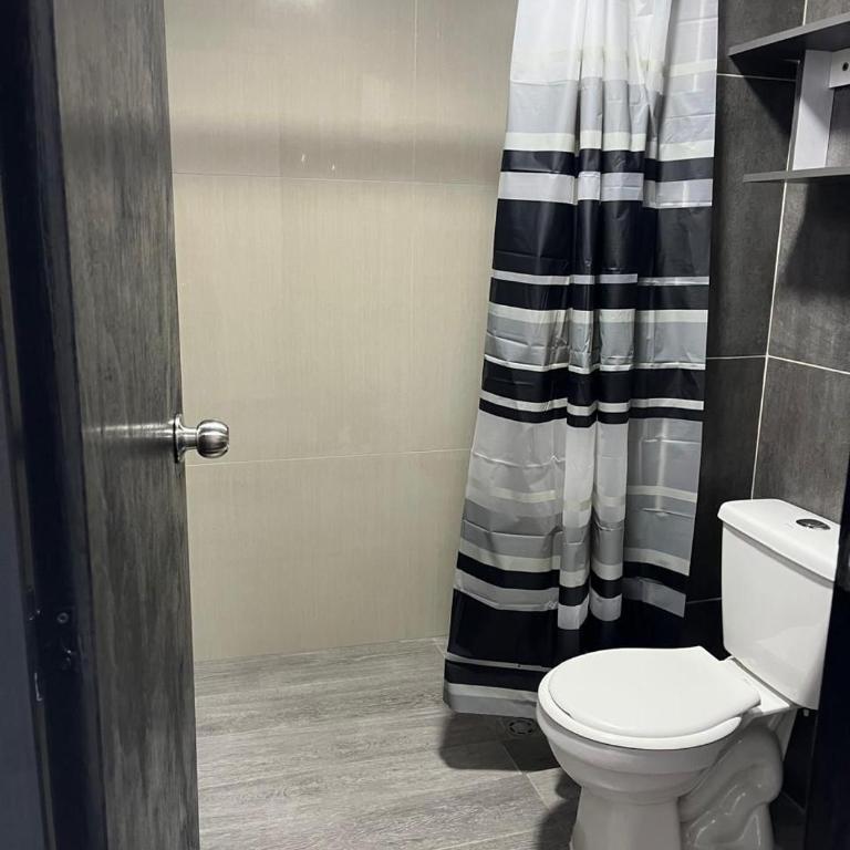 Apartaestudios amoblados en el norte de Cali - Apartment - 3