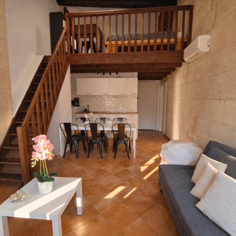 La Garriguette - 4 ch, 8 personnes - Centre Arles idéal groupe ou famille - climatisé et au calme - Appartamento con 3 Camere da Letto - 5