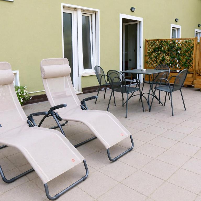 Hotel Villa Clara - Superior Doppel- oder Zweibettzimmer mit Terrasse - 4