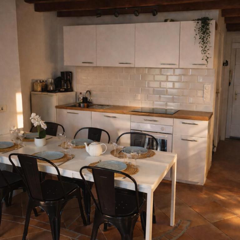 La Garriguette - 4 ch, 8 personnes - Centre Arles idéal groupe ou famille - climatisé et au calme - Appartamento con 3 Camere da Letto - 7