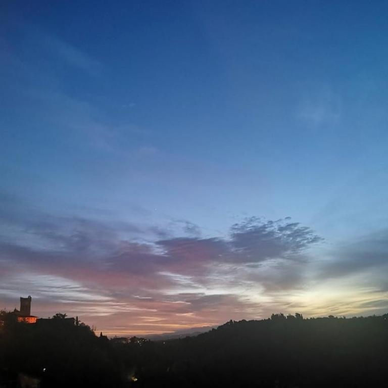 Charming 1800s Tuscan Apartment with Views-Casa Elsa - Appartamento con 3 Camere da Letto - 9