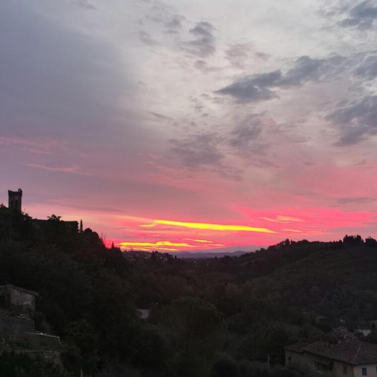 Charming 1800s Tuscan Apartment with Views-Casa Elsa - Appartamento con 3 Camere da Letto - 16