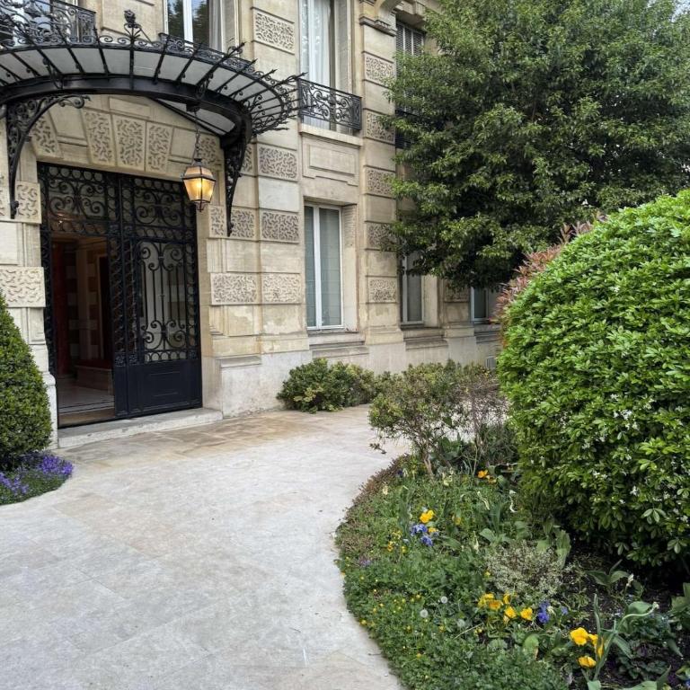 Luxury Appartment Paris Trocadero - 2 bedrooms 80m2 - Two-Bedroom Apartment - 11