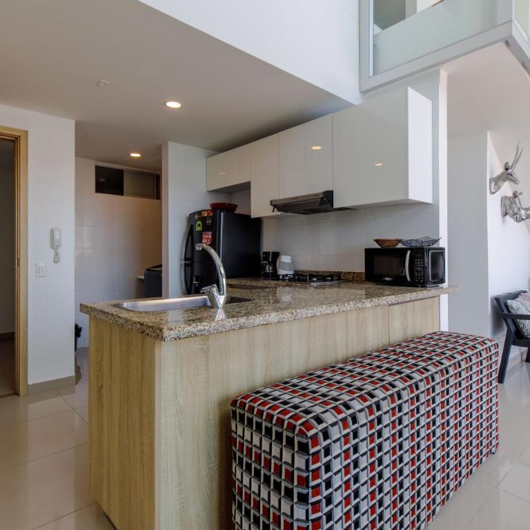 Apartamento de tres alcobas - Three-Bedroom Apartment - 46