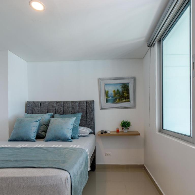 Apartamento de tres alcobas - Three-Bedroom Apartment - 34