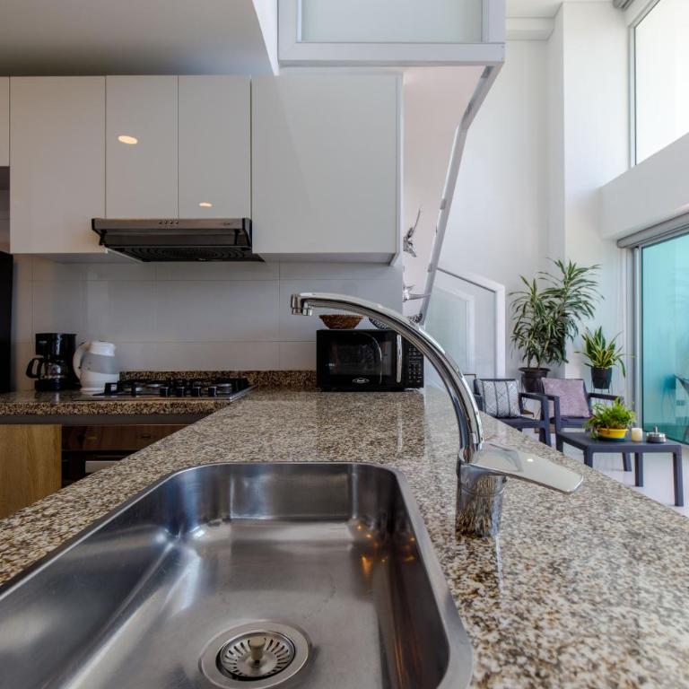 Apartamento de tres alcobas - Three-Bedroom Apartment - 28