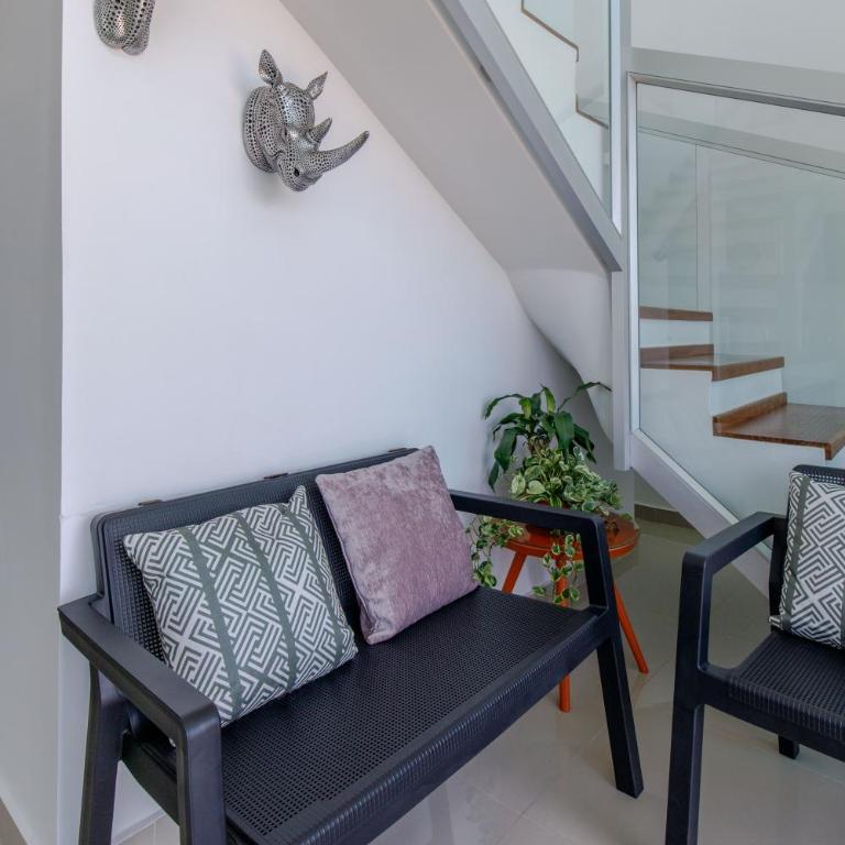 Apartamento de tres alcobas - Three-Bedroom Apartment - 37